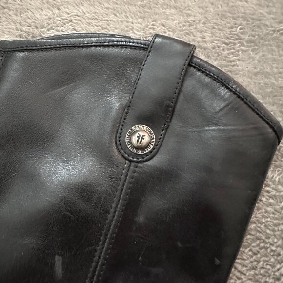 Black Leather Knee-High Boots - Picture 3 of 10